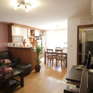 Ivana Apartamento